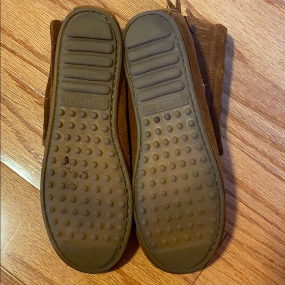 Mineetonka booties - Picture 4 of 9